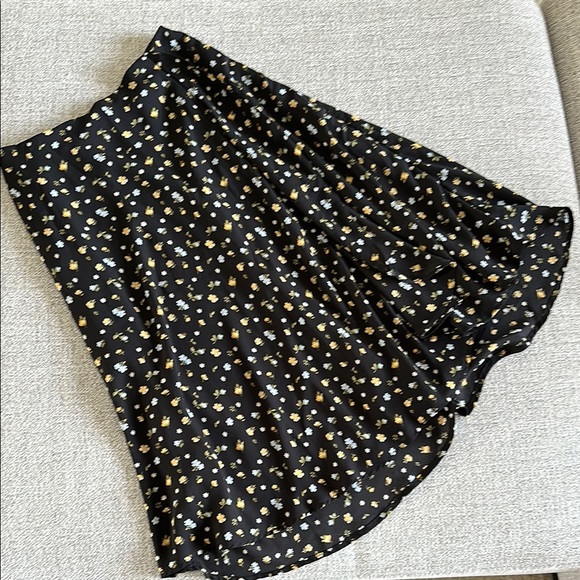 Catherine Malandrino Dresses & Skirts - Black and White Asymmetrical Midi Skirt